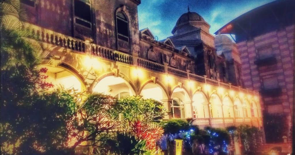 Отель Empire Pacific Castle Yangmei Экстерьер фото