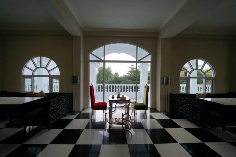 Отель Empire Pacific Castle Yangmei Экстерьер фото